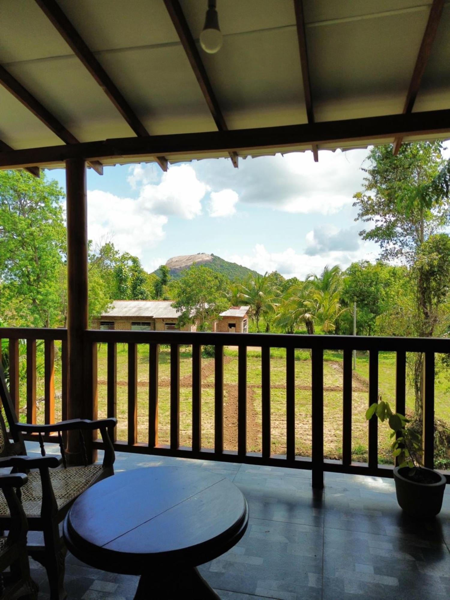 Sigiri Dilu Villa Sigiriya Exterior foto